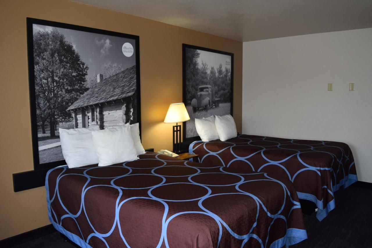 Amerivu Inn And Suites Shawano Wi Buitenkant foto